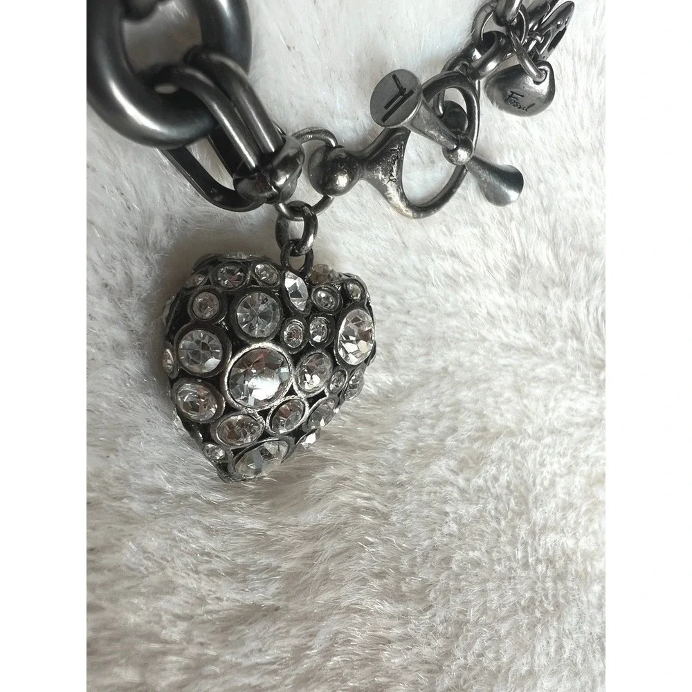 Fossil Charm‎ Bracelet Puffy Rhinestone Heart Black Gunmetal Chain Toggle 7.5
